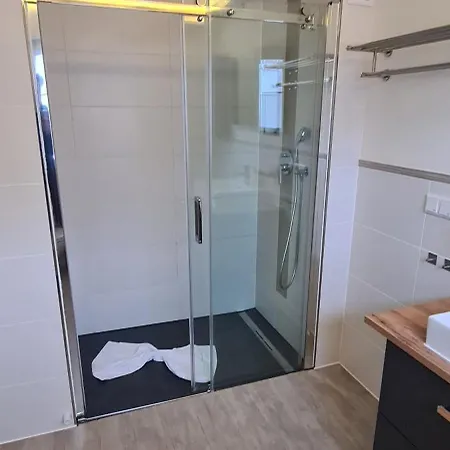 Noahs アパート フュッセン