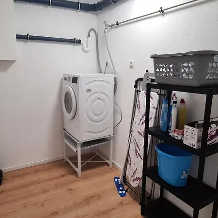 Noahs Apartment *
